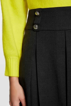 Falda evas con pliegues