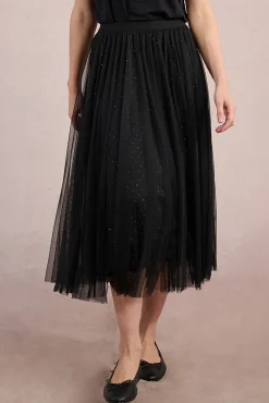 Falda larga plisada de tul