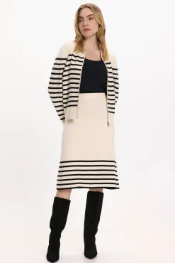 Falda midi de punto con viscosa