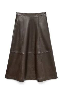 Falda midi efecto piel