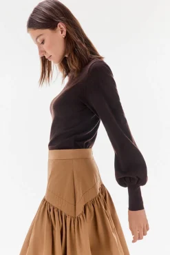 Falda tafeta abullonada