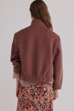 Federica. Abrigo corto