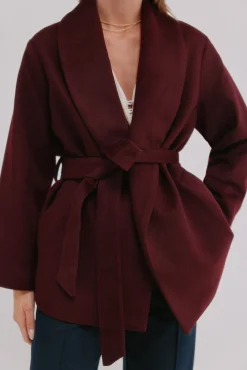 Filippa. Abrigo con cinturón