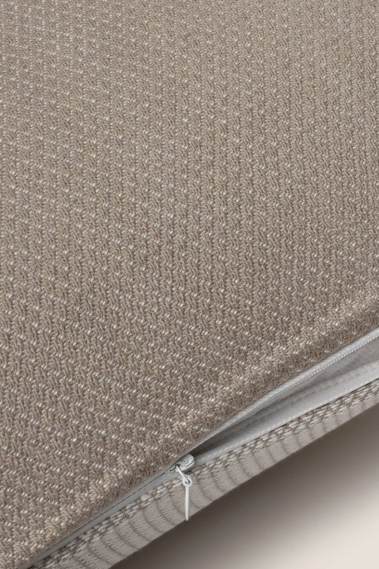 Funda cojín algodón bicolor 45x45cm.