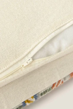 Funda cojín bordado geométrico