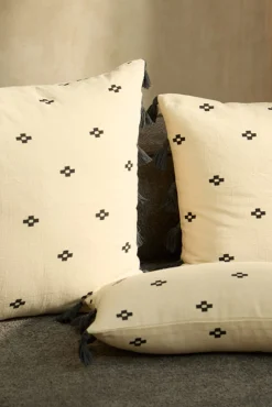 Funda de cojín cuadrada de algodón Kobe