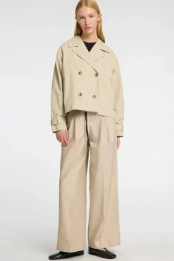 Gabardina corta 100% algodón