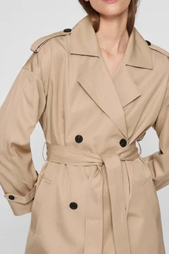 Gabardina larga anudada