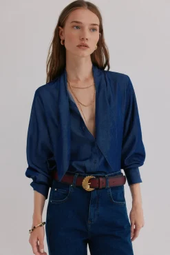 Graciela. Blusa con detalle nudo