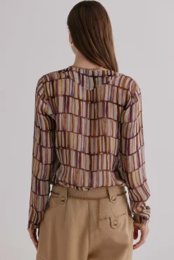 Guisselle. Blusa con cruce asimétrico