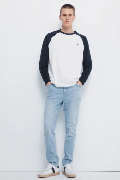 Jeans lavado claro slim fit