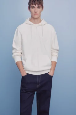 Jeans lavado desencolado straight fit