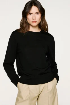 Jersey 100% lana merino.