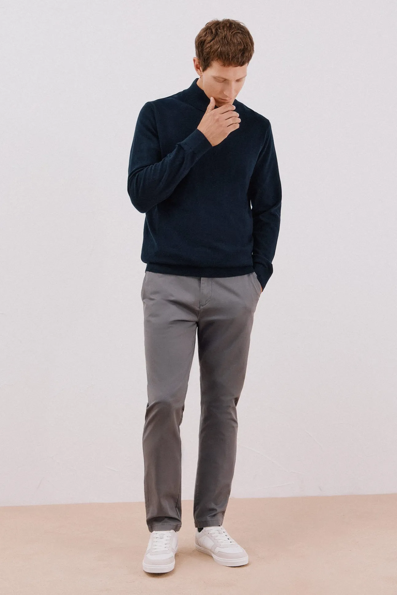 Jersey algodón cashmere cuello alto botones