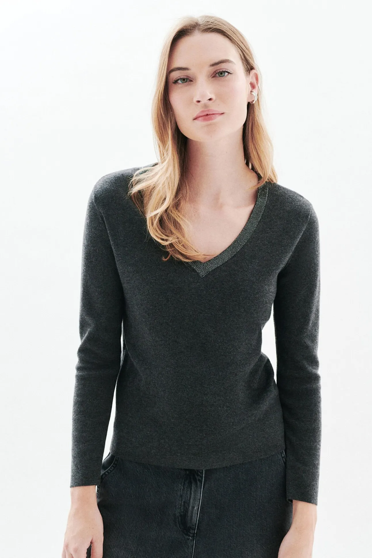 Jersey cuello brillos