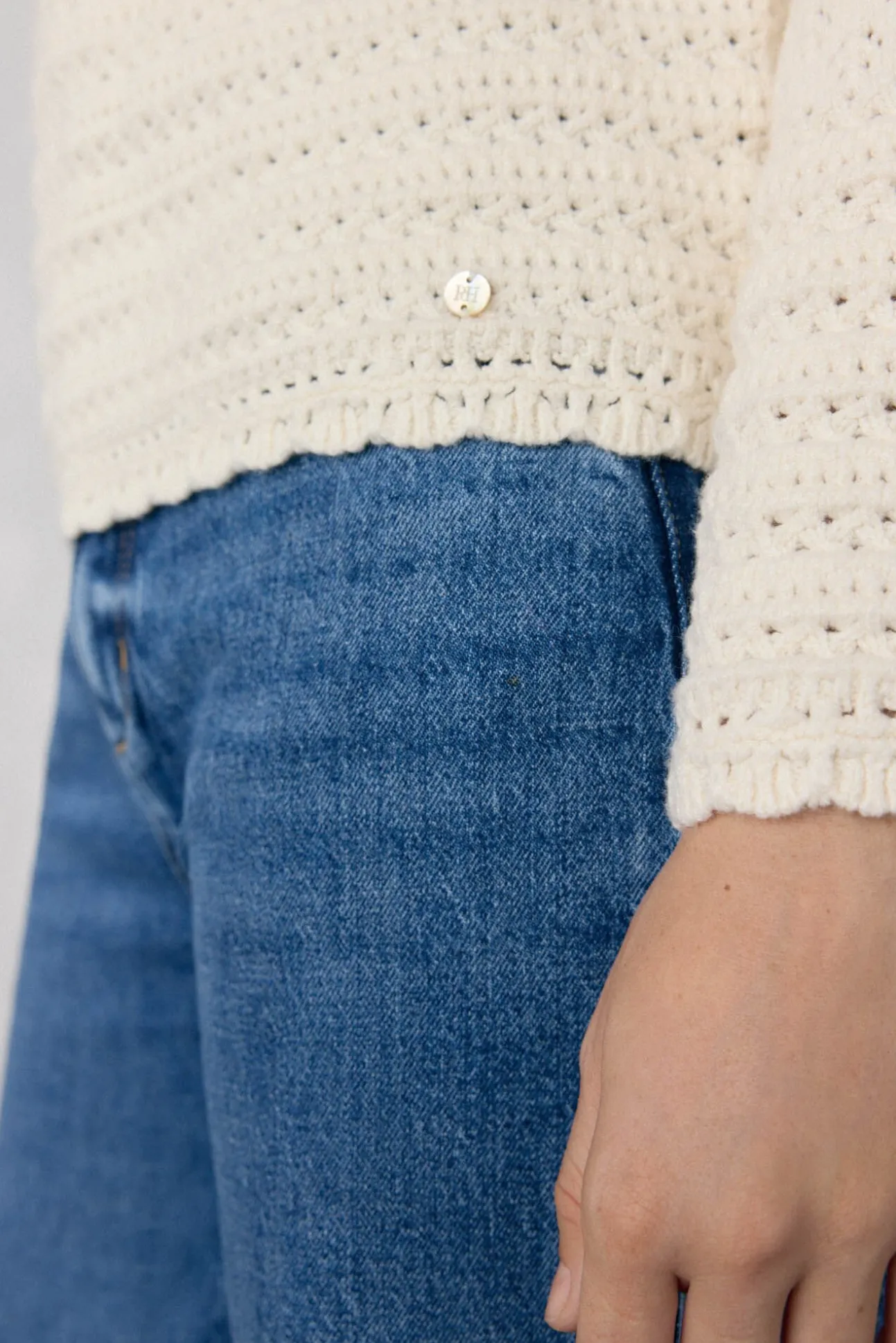 Jersey fantasía calada manga acampanada