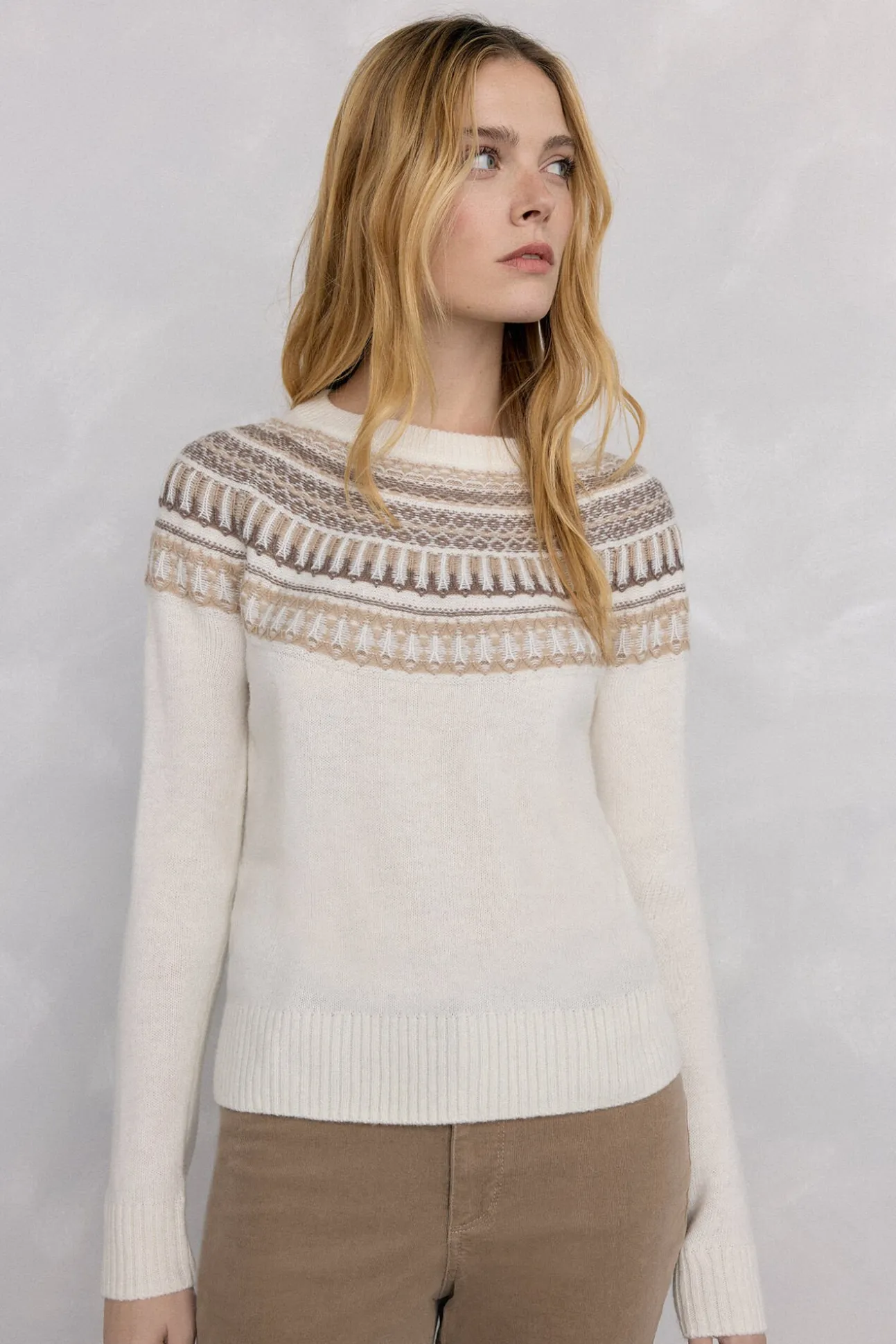 Jersey jacquard geométrico