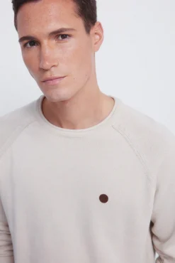 Jersey liso cuello rulo