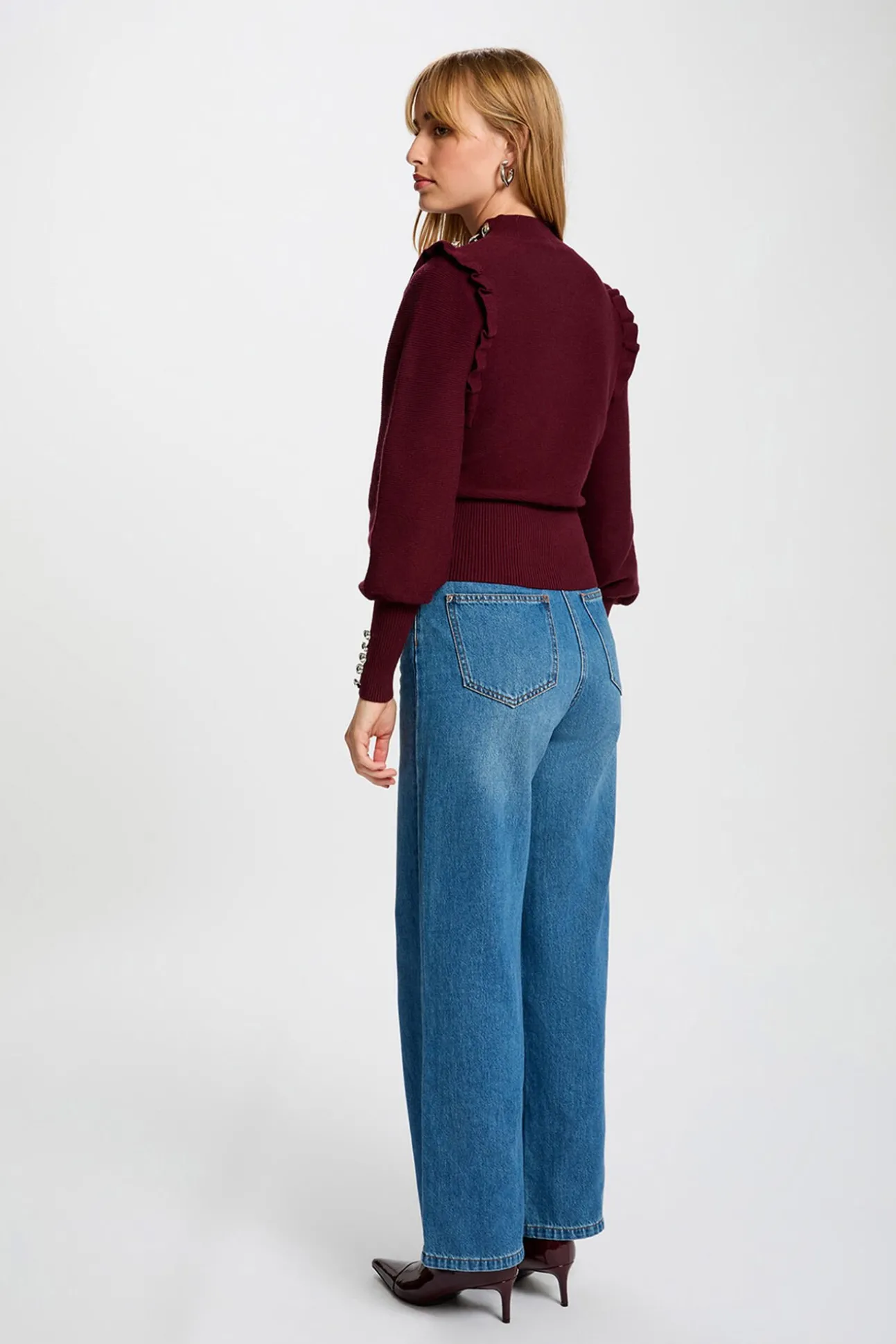 Jersey manga larga con volantes