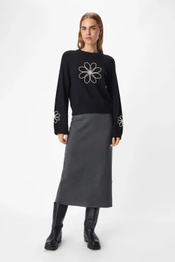 Jersey punto bordado flor