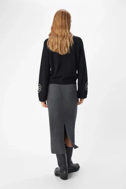 Jersey punto bordado flor