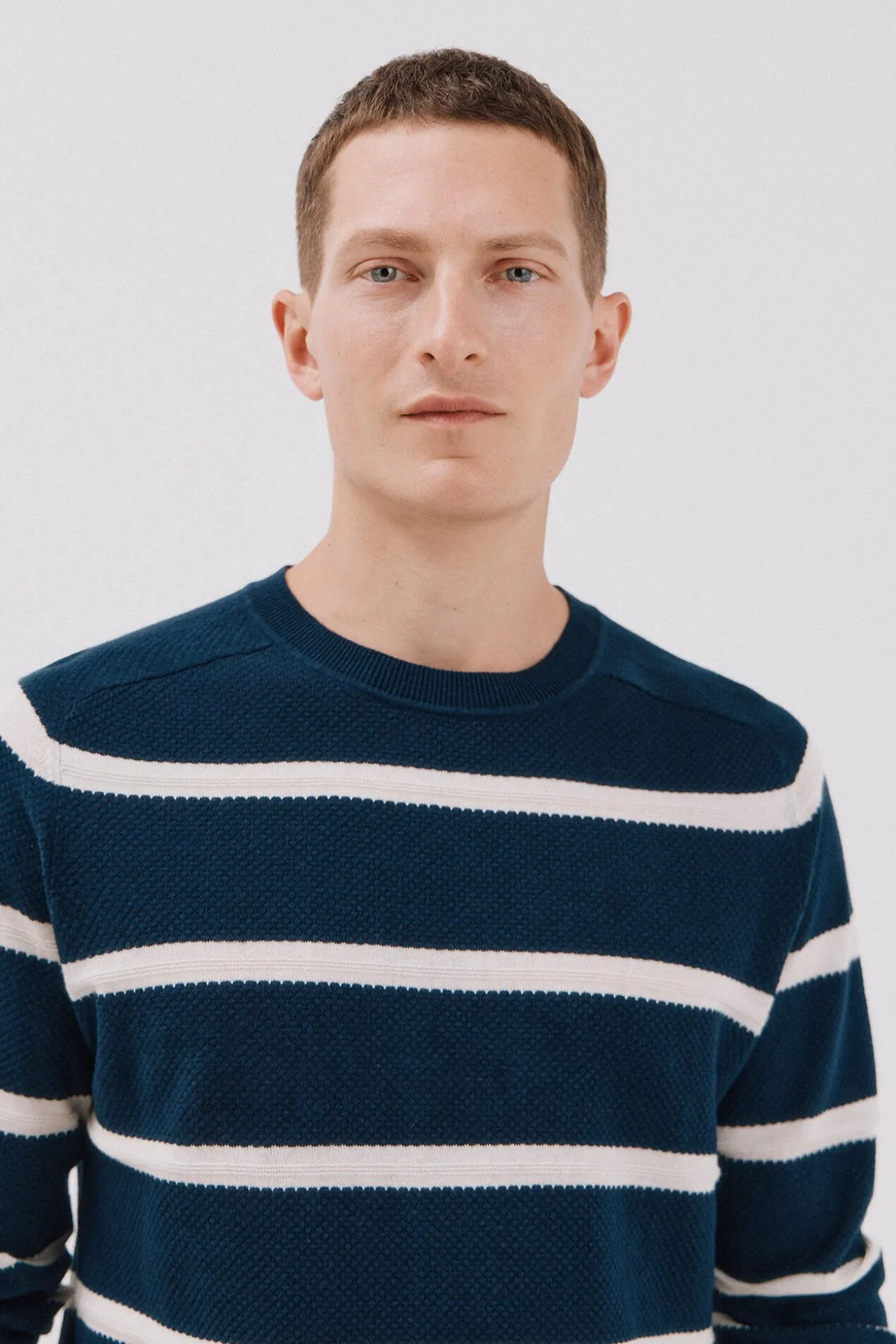 Jersey punto fino rayas cuello redondo