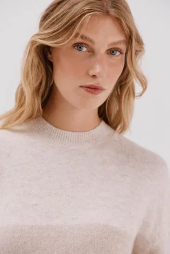 Jersey suave franjas