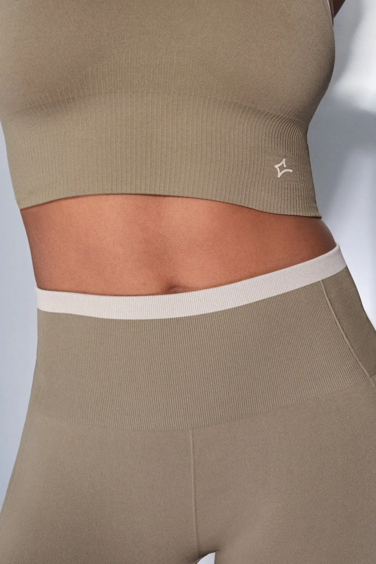 Leggings largos SEAMLESS COMFORT kaki