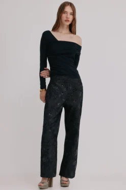 Magnolia. Top escote asimétrico