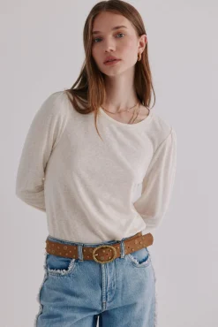 Margot. Camiseta con manga abullonada