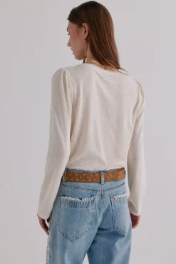 Margot. Camiseta con manga abullonada