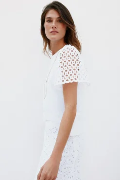 Mariana. Camiseta con volantes