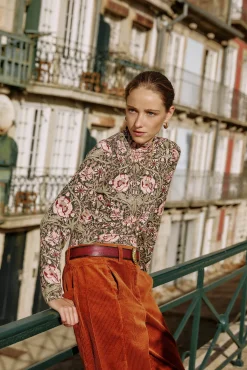 Mariela. Camiseta estampada