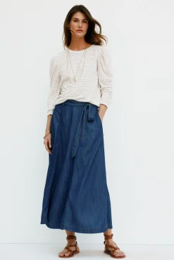 Milena. Camiseta a rayas