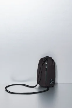 Mini bolso bandolera nylon negro satinado