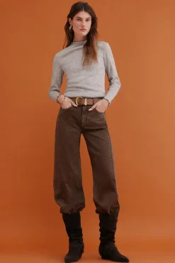 Miren. Camiseta con cuello subido