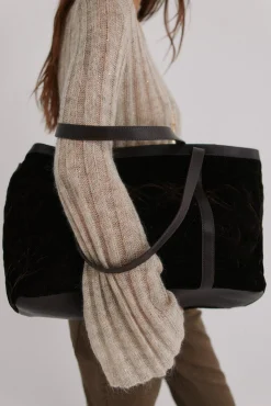 Neila. Bolso shopper de terciopelo