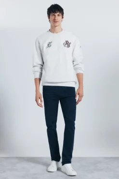 Pantalón 5 bolsillos color slim fit