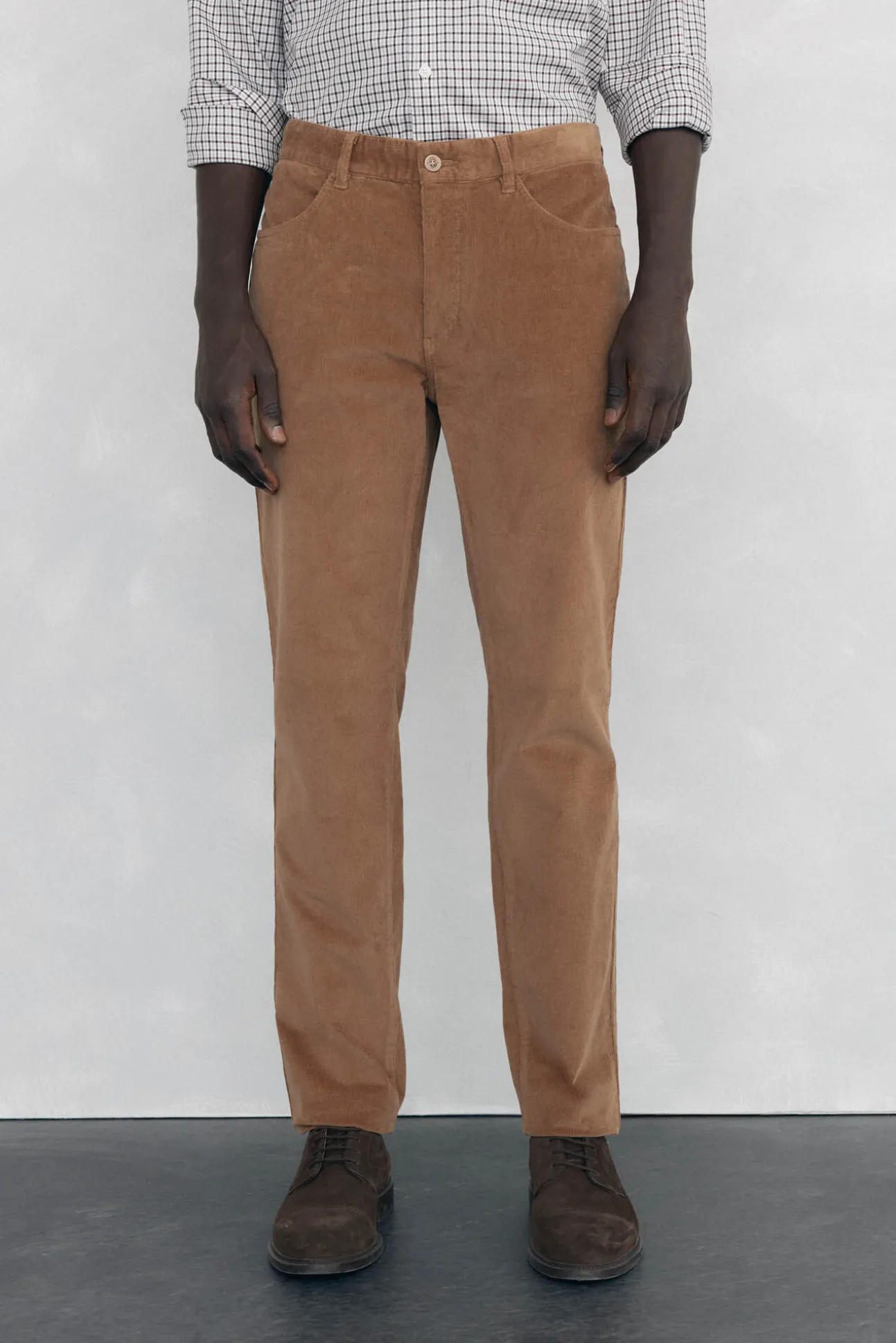 Pantalón 5 bolsillos pana slim fit