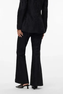 Pantalón acampanado efecto encaje