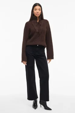 Pantalón ancho con bolsillos delanteros