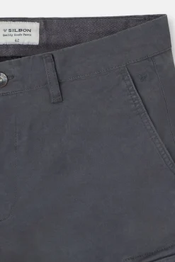 Pantalón cargo casual