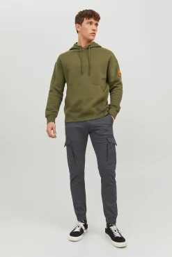 Pantalón cargo slim fit