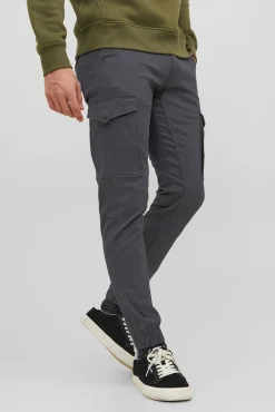 Pantalón cargo slim fit