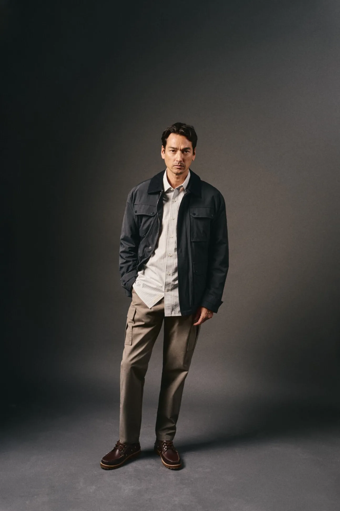 Pantalón cargo slim fit