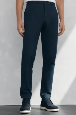 Pantalón chino confort