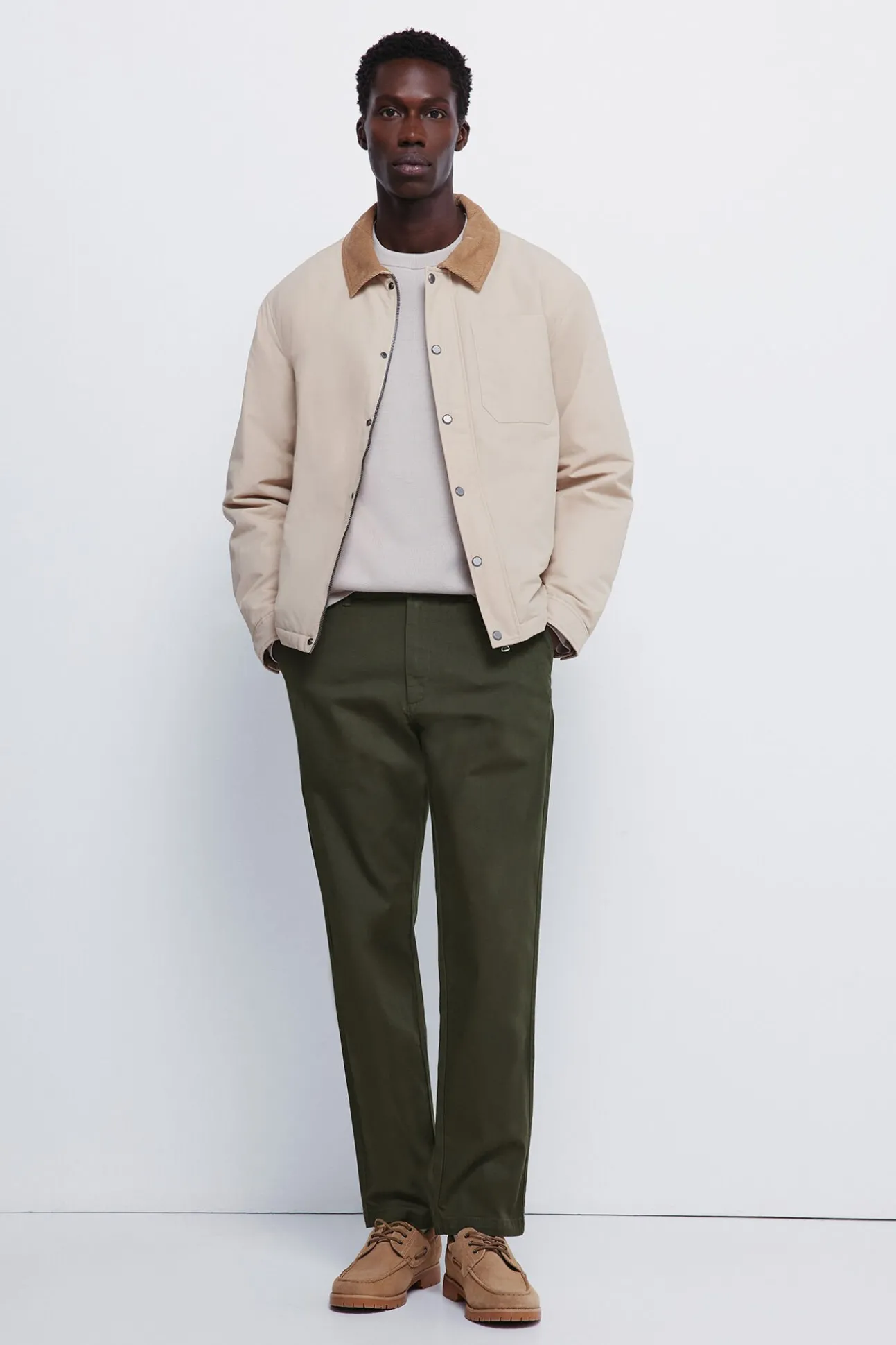 Pantalón chino dobby comfort fit