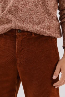 Pantalón chino pana