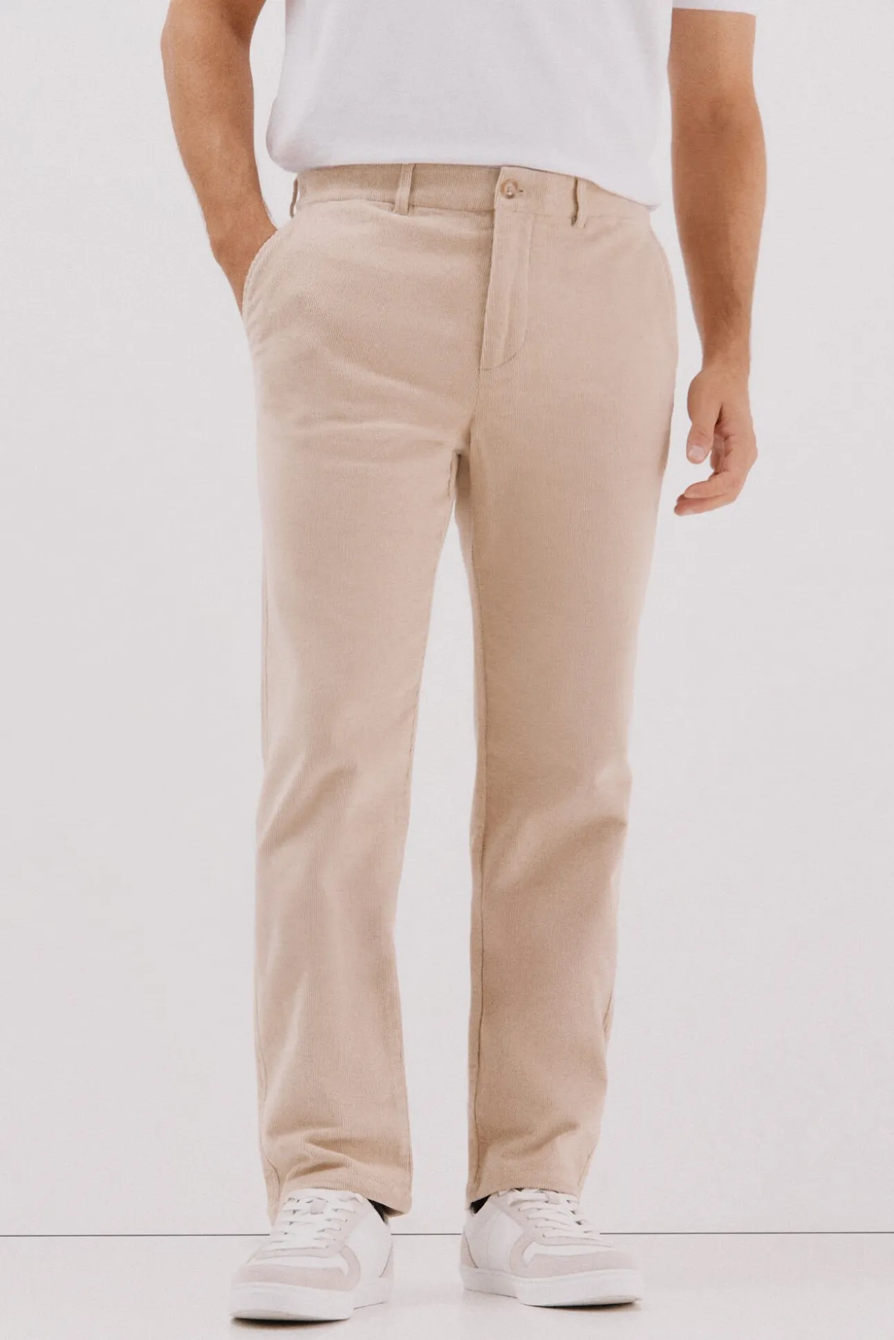 Pantalón chino pana