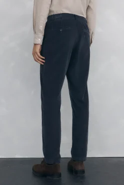 Pantalón chino pana ligera slim fit